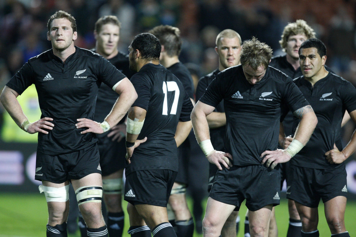 All black. Ширан Эд Rugby all Blacks. Алл Блэк. New Zealand Rugby Player. Uk all Black.